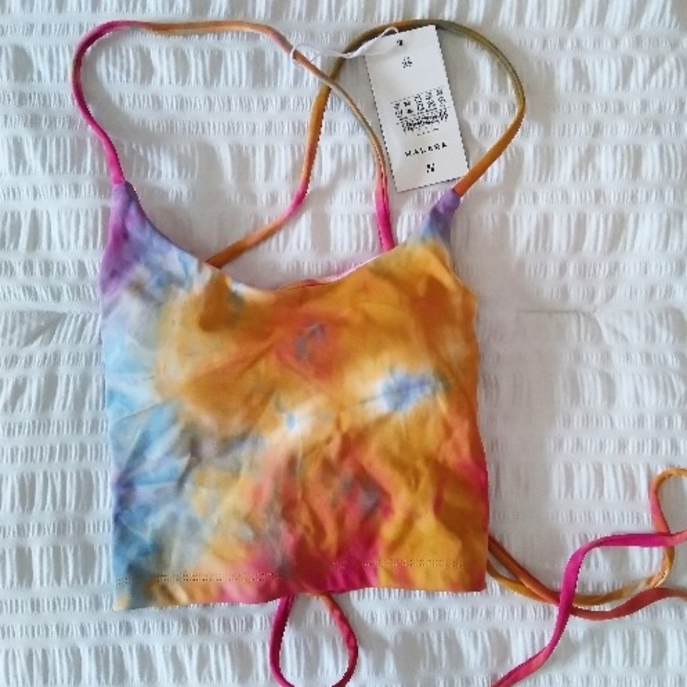 NWT Halara Tie-Dye Criss-Cross Sports Top
